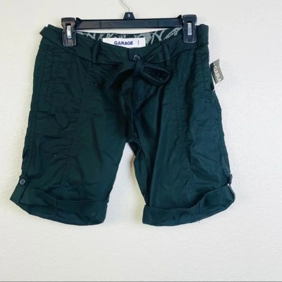 GARAGE Black Cargo Bermuda Shorts NWT Size 1 - Picture 1 of 6